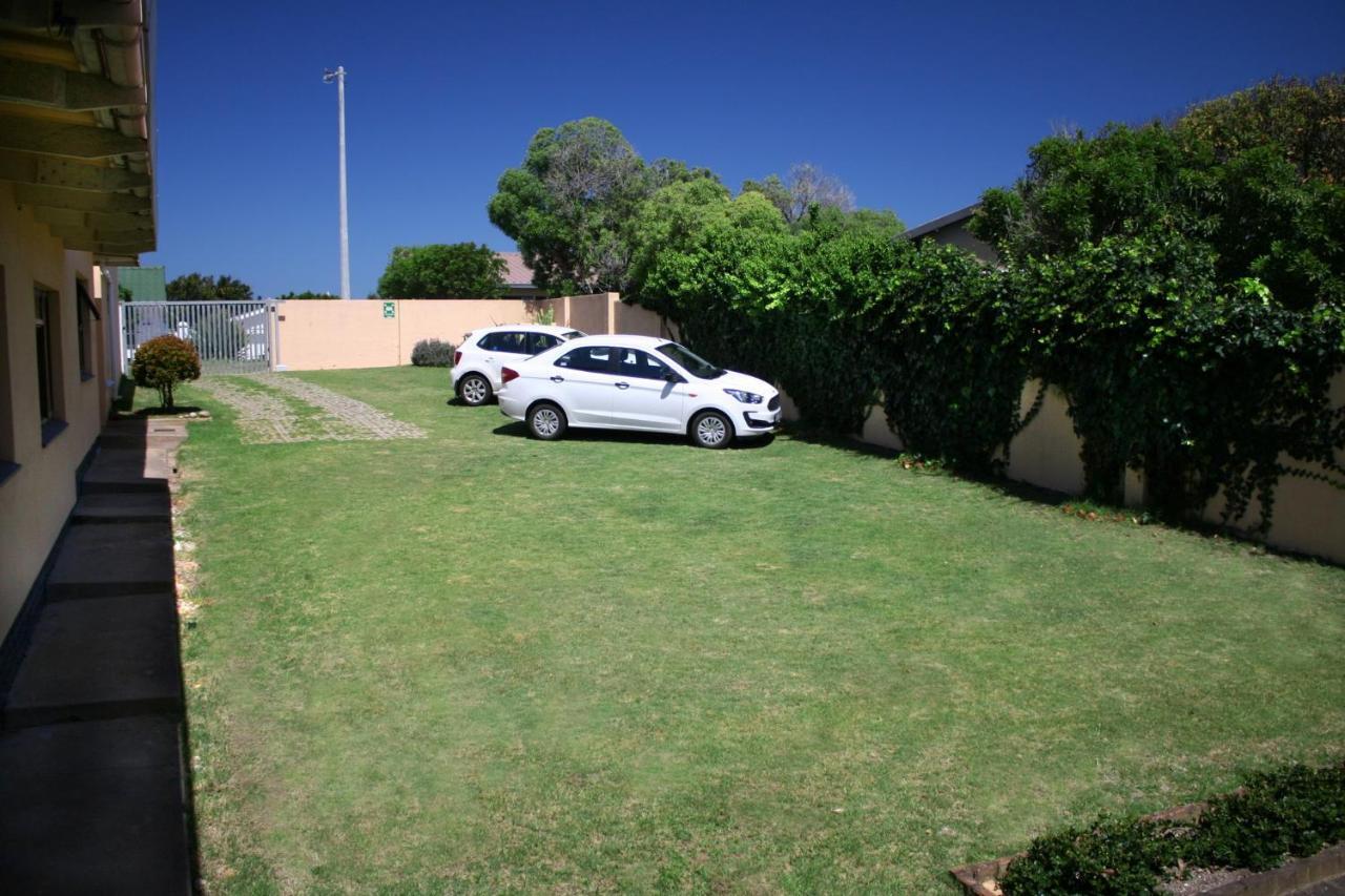 Avenues Guesthouse Mossel Bay Exterior foto